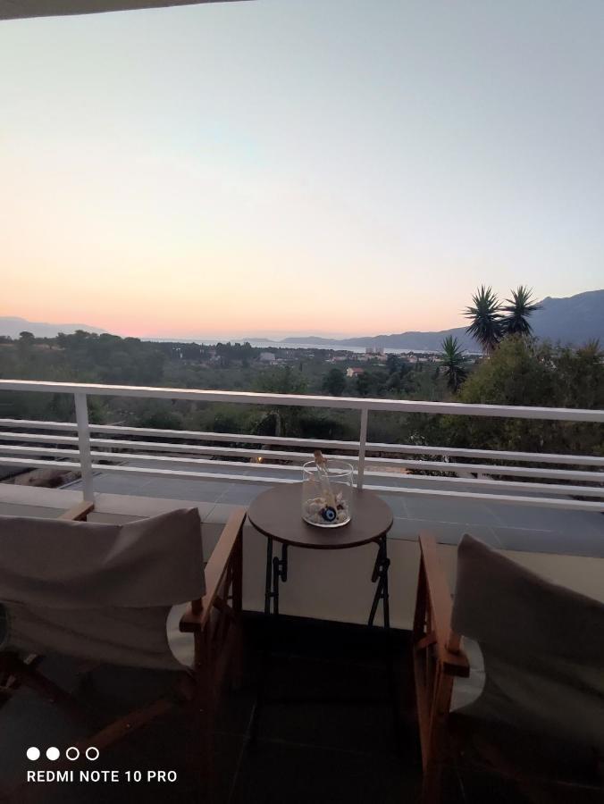 Andrew'S Sunset View Apartment Loutráki Buitenkant foto